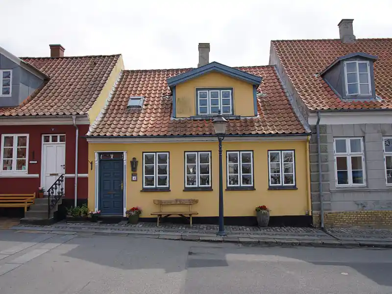 Yellow House in Bogense, Denmark – Bogense