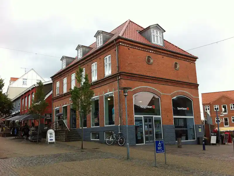 Hadsund bygning i gågaden – Hadsund