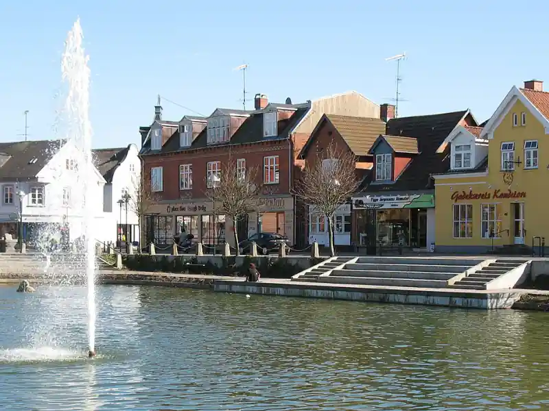 Helsinge Gadekær – Helsinge